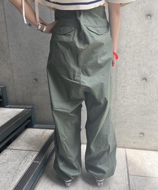 にしだてさんの「BEAMS WOMEN｜BEAMS BOY / US ARMY オーバー パンツ」を使ったコーディネート