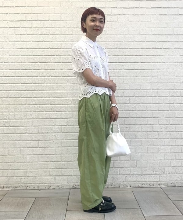 内山 瑛美さんの「BEAMS WOMEN｜」を使ったコーディネート