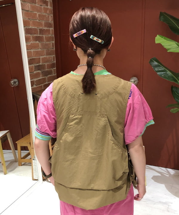 イシイ サオリさんの「BEAMS WOMEN｜BEAMS BOY / ビッグ フィッシングベスト」を使ったコーディネート