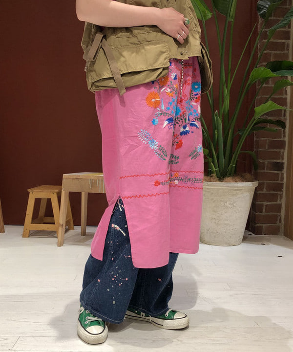 イシイ サオリさんの「BEAMS WOMEN｜BEAMS BOY / ビッグ フィッシングベスト」を使ったコーディネート