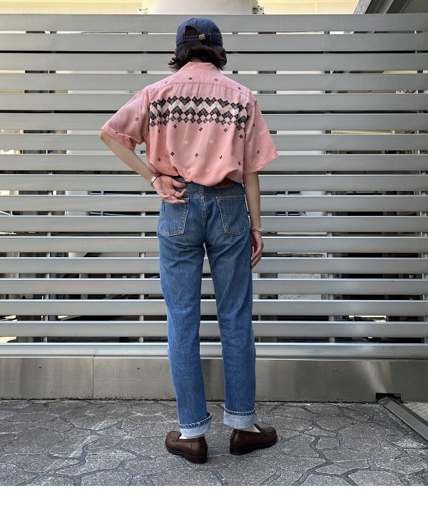 サワイさんの「BEAMS WOMEN｜BEAMS BOY / ラメ リブ クルー ソックス NEW」を使ったコーディネート