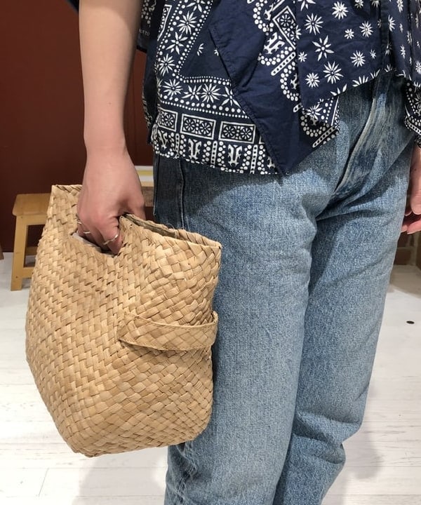 イシイ サオリさんの「BEAMS WOMEN｜BEAMS BOY / パネル クレイジー ショート スリーブ」を使ったコーディネート