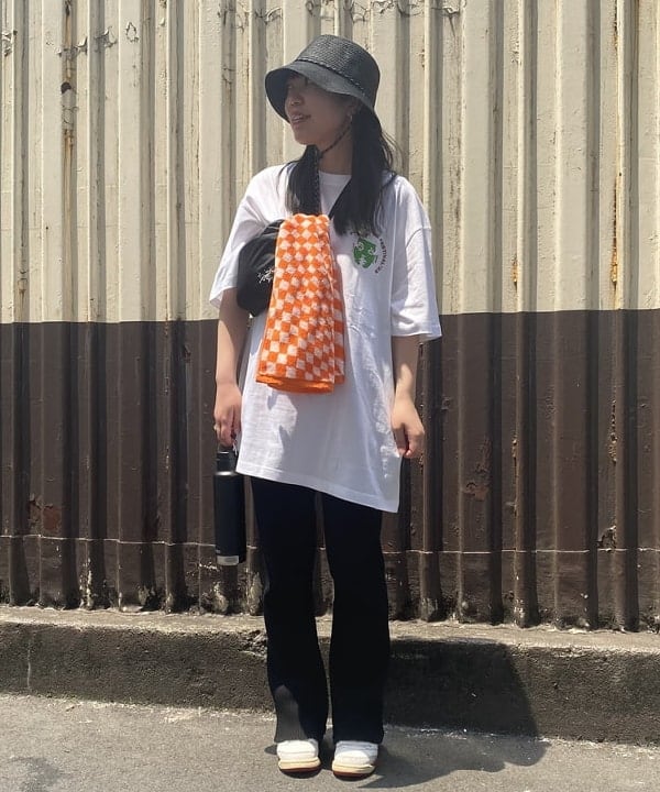 鈴木 悠里さんの「BEAMS WOMEN｜」を使ったコーディネート