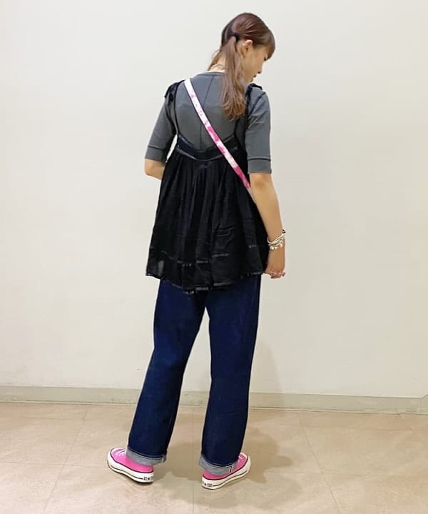 りかちょび/岸本梨佳さんの「BEAMS WOMEN｜orSlow / 別注 Monroe Pants Special」を使ったコーディネート