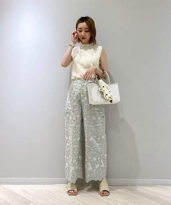 丸山 真菜美さんの「BEAMS WOMEN｜」を使ったコーディネート