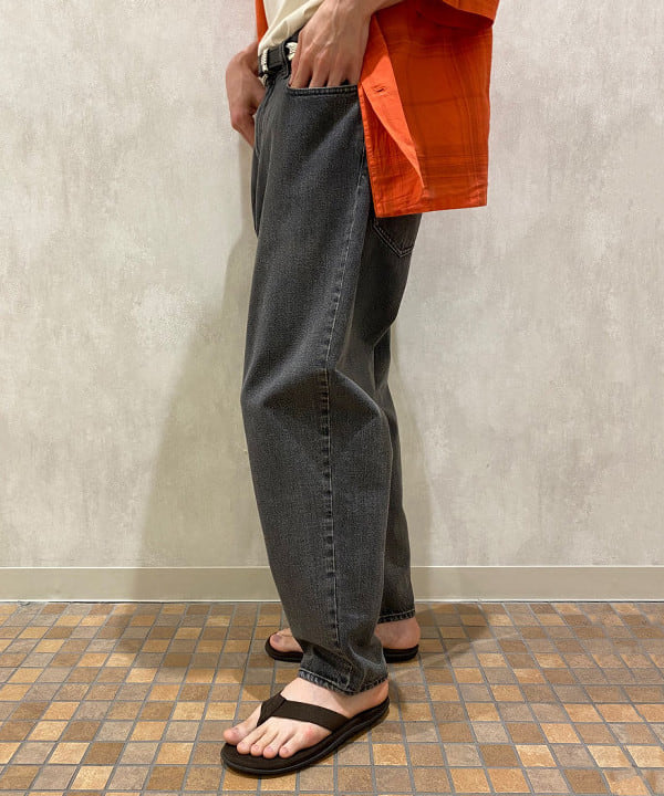 平柳 楓馬さんの「BEAMS WOMEN｜TORY LEATHER / 1 Creased Belt」を使ったコーディネート