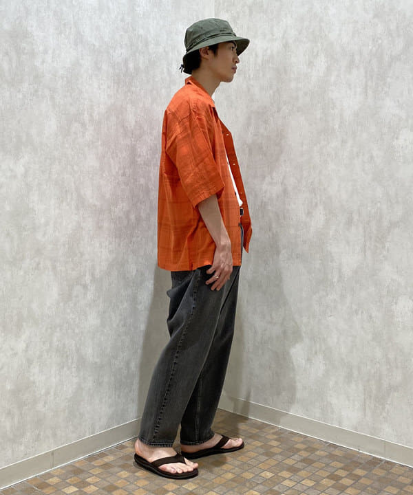 平柳 楓馬さんの「BEAMS WOMEN｜TORY LEATHER / 1 Creased Belt」を使ったコーディネート