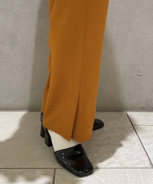 タキグチ アカネさんの「BEAMS WOMEN｜Ray BEAMS / アンクルストラップ パンプス」を使ったコーディネート