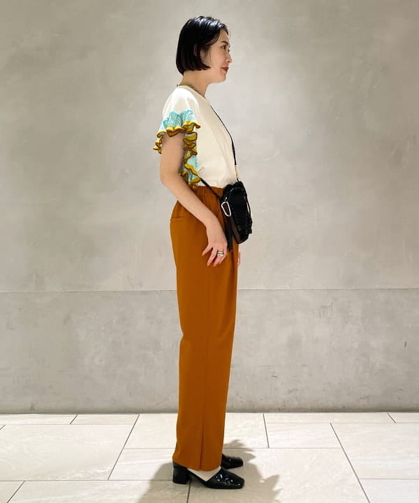 タキグチ アカネさんの「BEAMS WOMEN｜Ray BEAMS / アンクルストラップ パンプス」を使ったコーディネート