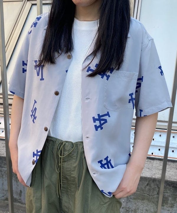鈴木 悠里さんの「BEAMS WOMEN｜BEAMS BOY / US ARMY オーバー パンツ」を使ったコーディネート