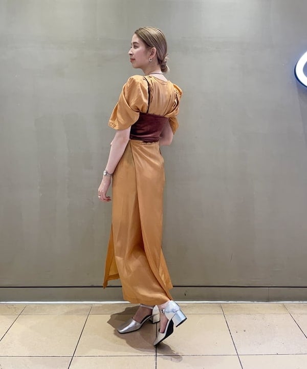 NAHOさんの「BEAMS WOMEN｜Ray BEAMS / アンクルストラップ パンプス」を使ったコーディネート