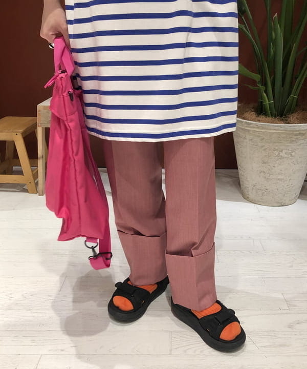 イシイ サオリさんの「BEAMS WOMEN｜」を使ったコーディネート