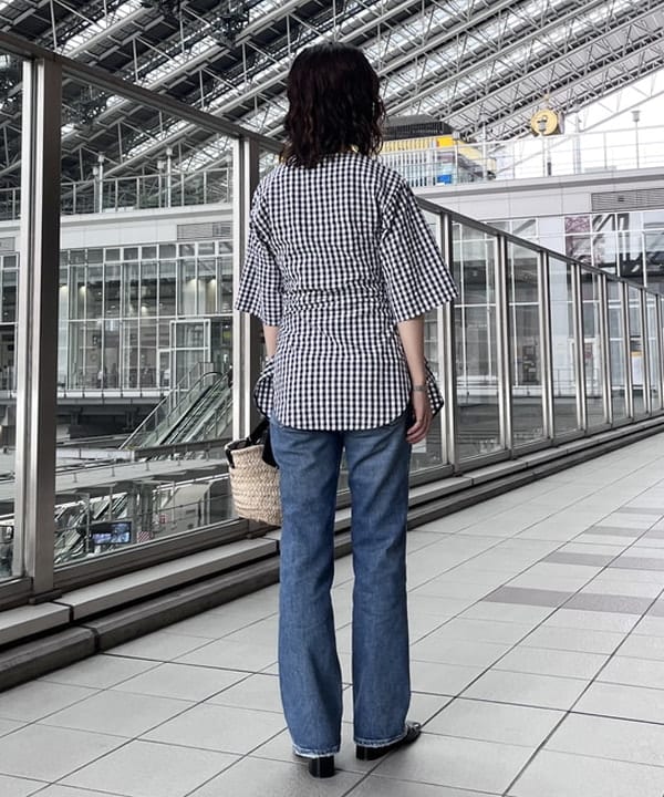 蒲原 捺美さんの「BEAMS WOMEN｜Demi-Luxe BEAMS / ギンガムチェック フロントリボン ブラウス」を使ったコーディネート