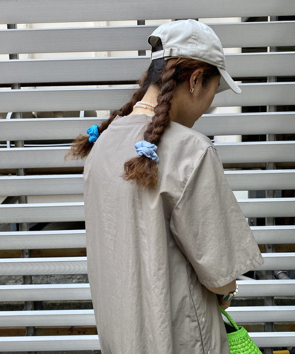 EMORIさんの「BEAMS WOMEN｜BEAMS BOY / 樹脂 パール ロング ネックレス」を使ったコーディネート