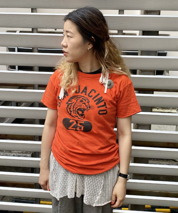 EMORIさんの「BEAMS WOMEN｜BEAMS BOY/ チェック ワンプリーツ テーパードパンツ」を使ったコーディネート