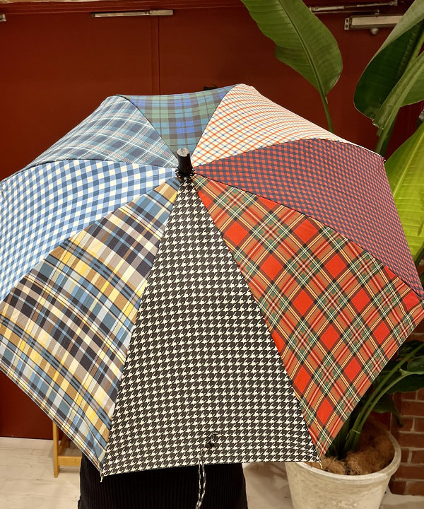 ミナミマリコさんの「BEAMS WOMEN｜Blundstone / LOW CUT」を使ったコーディネート