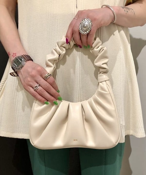 ハルカさんの「BEAMS WOMEN｜JW PEI / Gabbi Bag」を使ったコーディネート