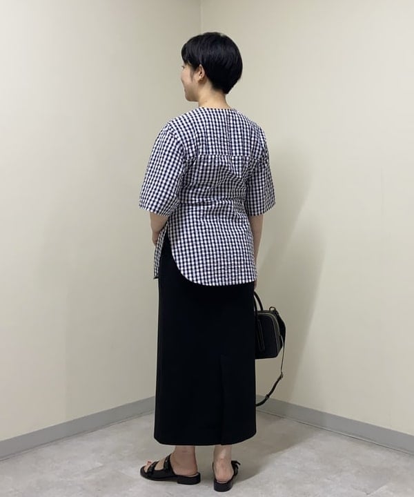 もり ともみさんの「BEAMS WOMEN｜TOFF&LOADSTONE / ジョリー ミニボストン ショルダーバッグ」を使ったコーディネート