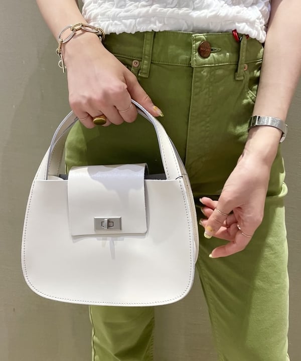 NAHOさんの「BEAMS WOMEN｜」を使ったコーディネート