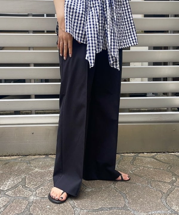 SAKAIさんの「BEAMS WOMEN｜YOUNG&OLSEN / レザートートバッグ M」を使ったコーディネート