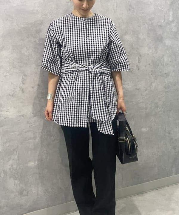 越智 里美さんの「BEAMS WOMEN｜TOFF&LOADSTONE / ジョリー ミニボストン ショルダーバッグ」を使ったコーディネート