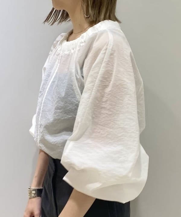 丸山 真菜美さんの「BEAMS WOMEN｜」を使ったコーディネート