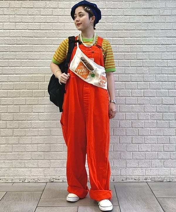吉野 多恵さんの「BEAMS WOMEN｜BEAMS BOY / 樹脂 パール ロング ネックレス」を使ったコーディネート