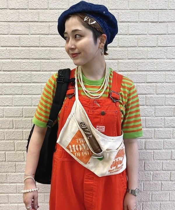 吉野 多恵さんの「BEAMS WOMEN｜BEAMS BOY / 樹脂 パール ロング ネックレス」を使ったコーディネート