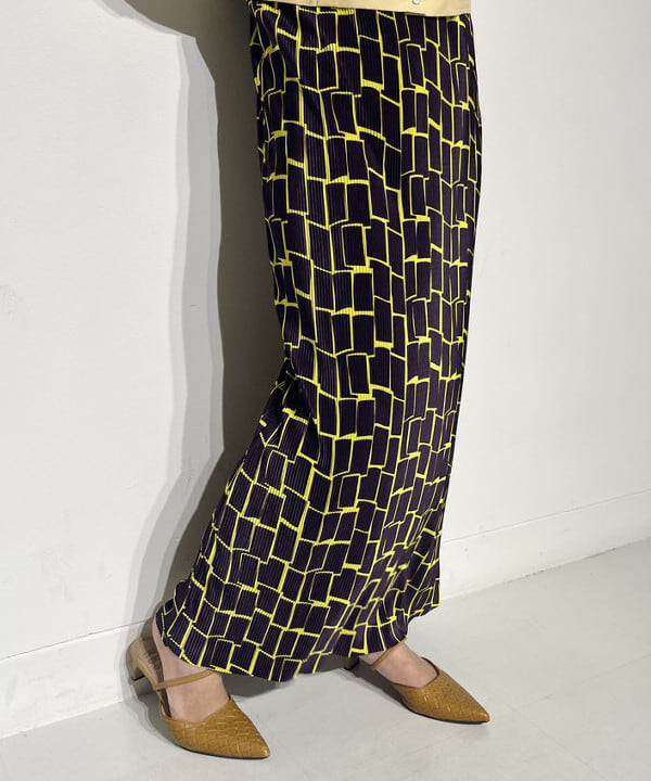 カワグチ シオリさんの「BEAMS WOMEN｜」を使ったコーディネート