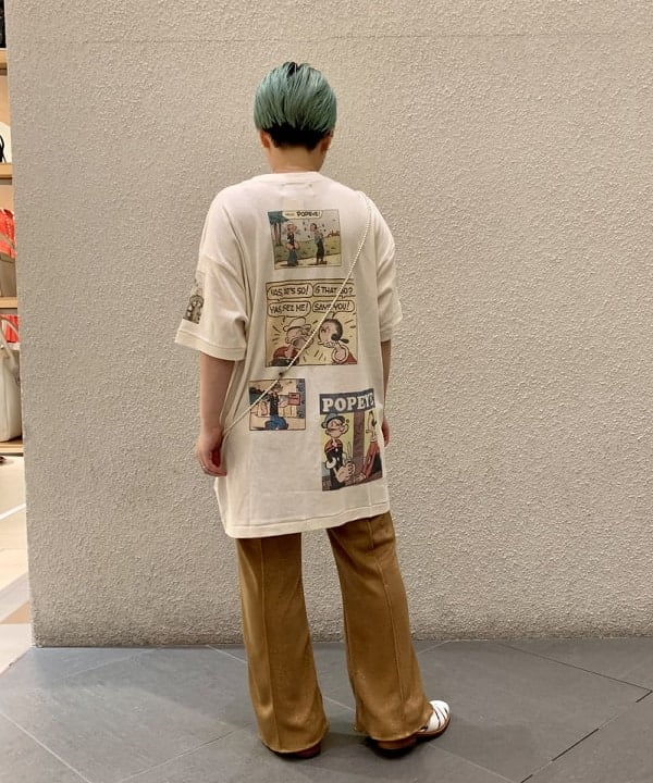 吉田　真実さんの「BEAMS WOMEN｜」を使ったコーディネート