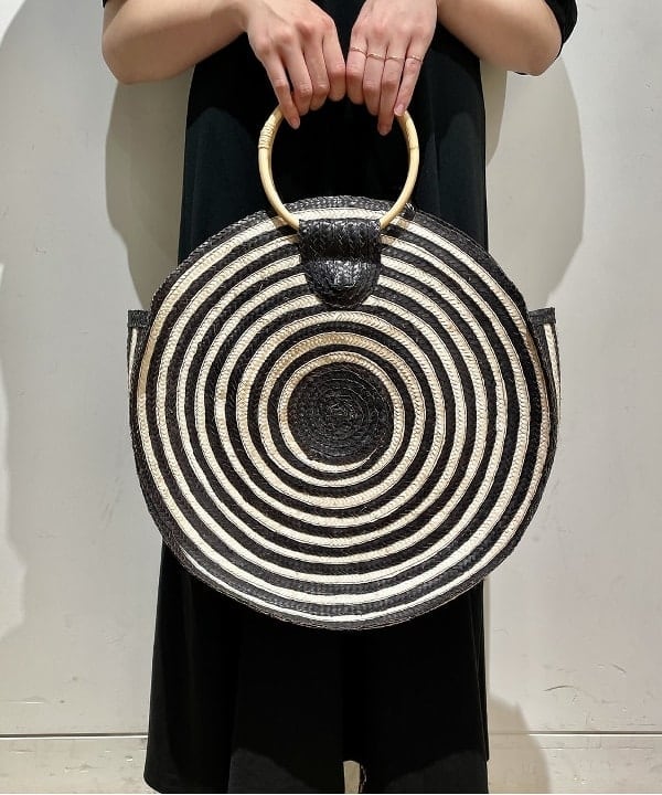 葛岡 七海さんの「BEAMS WOMEN｜ATP atelier × Demi-Luxe BEAMS / 別注 ROMA フラットサンダル」を使ったコーディネート