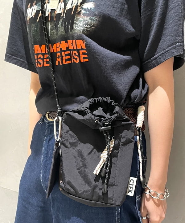 シマダリツコさんの「BEAMS WOMEN｜12オンス デニム ペインター パンツ」を使ったコーディネート