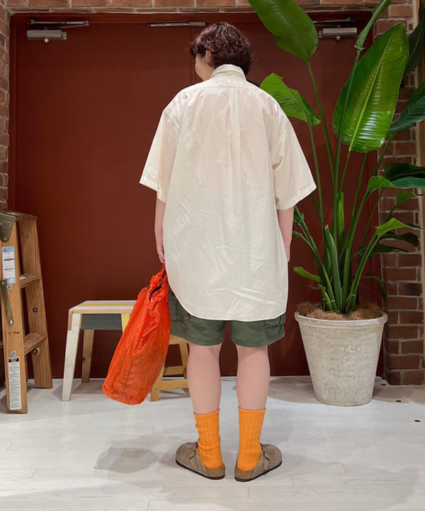 エノモト アミさんの「BEAMS WOMEN｜GRANITE GEAR / AIR GROCERY BAG エコバッグ」を使ったコーディネート