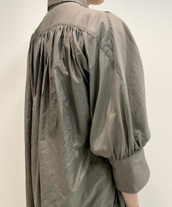 松元 晴佳さんの「BEAMS WOMEN｜GIANNI CHIARINI / ALIFA レザーショルダーバッグ S」を使ったコーディネート