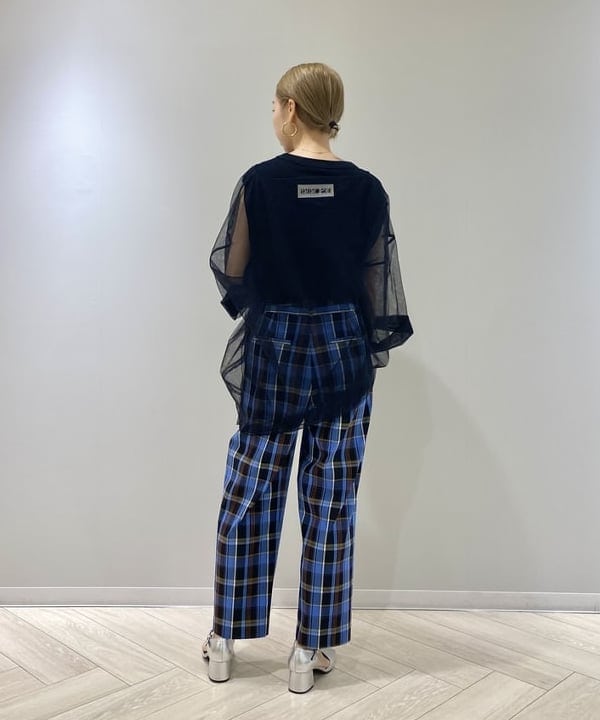 丸山 真菜美さんの「BEAMS WOMEN｜Ray BEAMS / アンクルストラップ パンプス」を使ったコーディネート
