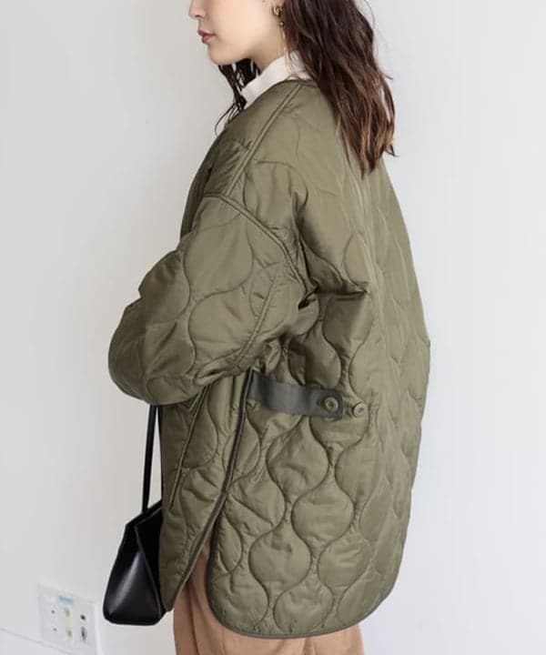 pinさんの「BEAMS WOMEN｜キルティング ノーカラー ブルゾン」を使ったコーディネート