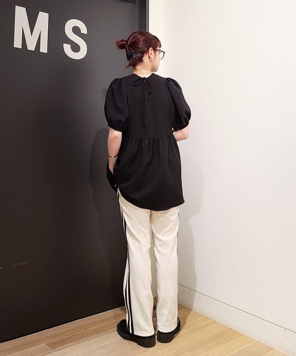 saori KATOさんの「BEAMS WOMEN｜noeyedia / メガネ ”NE-430”」を使ったコーディネート