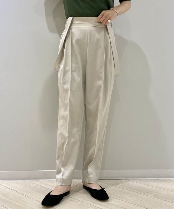 丸山 真菜美さんの「BEAMS WOMEN｜」を使ったコーディネート