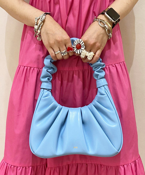 りかちょび/岸本梨佳さんの「BEAMS WOMEN｜JW PEI / Gabbi Bag」を使ったコーディネート