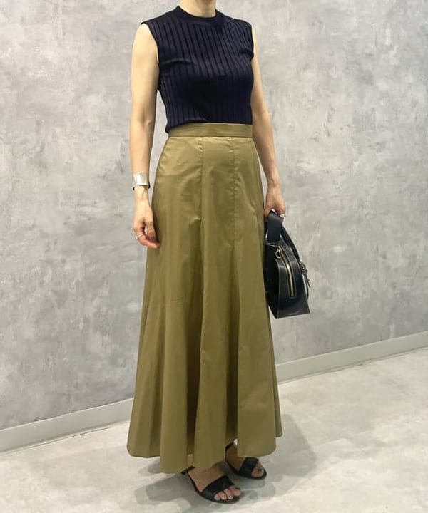 越智 里美さんの「BEAMS WOMEN｜TOFF&LOADSTONE / ジョリー ミニボストン ショルダーバッグ」を使ったコーディネート