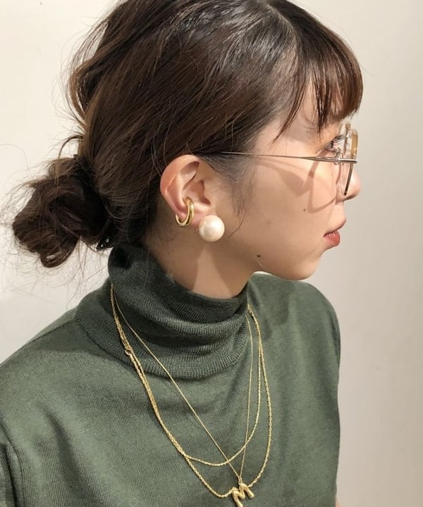 佐藤 美樹さんの「BEAMS WOMEN｜Demi-Luxe BEAMS / パール イヤリング」を使ったコーディネート