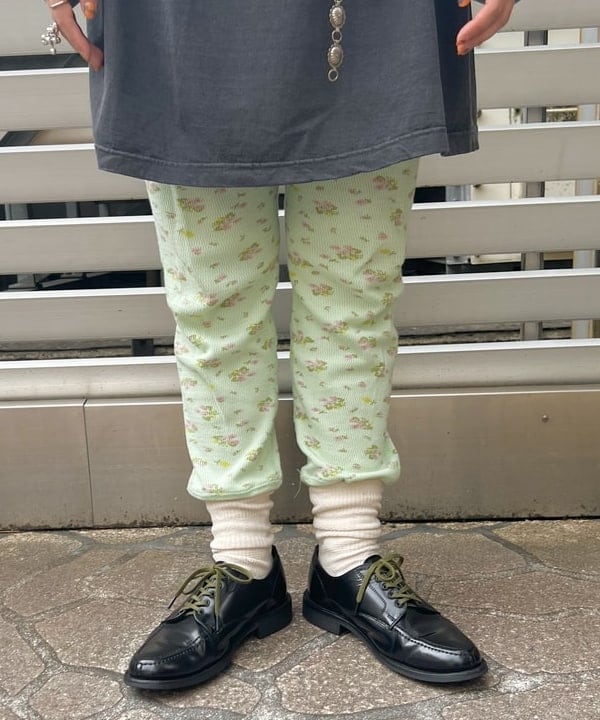 朱華さんの「BEAMS WOMEN｜BEAMS BOY / パールチョーカー セット」を使ったコーディネート