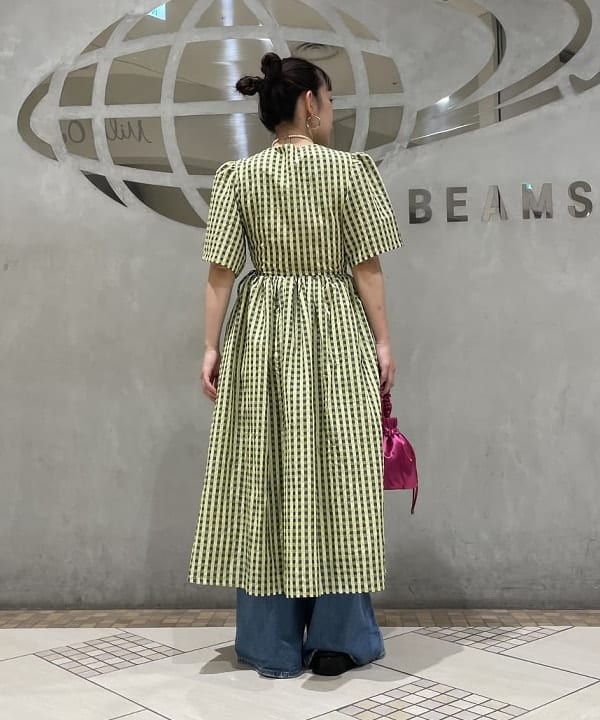 ハルキ　モモナさんの「BEAMS WOMEN｜」を使ったコーディネート