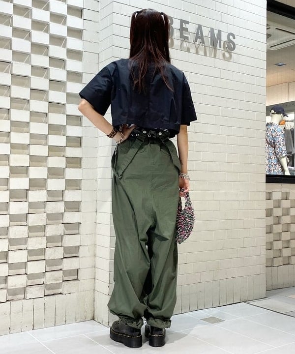 りかちょび/岸本梨佳さんの「BEAMS WOMEN｜BEAMS BOY / US ARMY オーバー パンツ」を使ったコーディネート