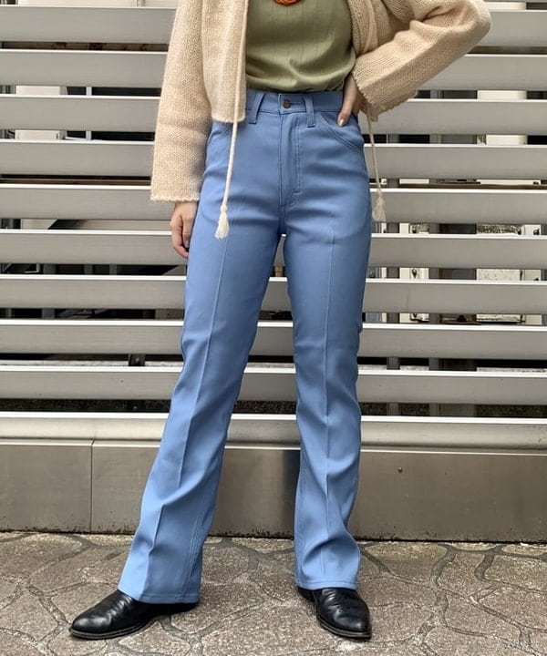 ナツハさんの「BEAMS WOMEN｜CASIO / デジタルゴールド ミニ」を使ったコーディネート