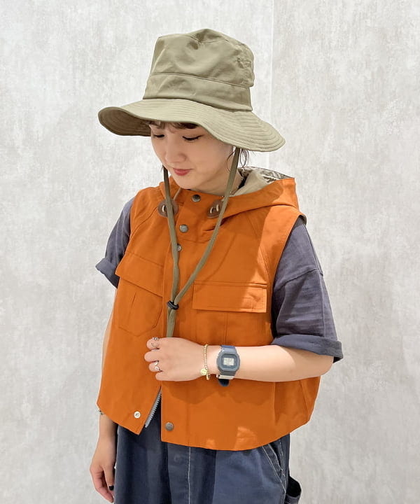 るーたまさんの「BEAMS WOMEN｜BABY-G / 別注 “BGD-501"」を使ったコーディネート