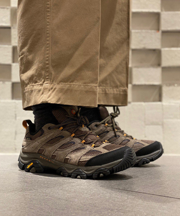 佐々木 優さんの「BEAMS WOMEN｜BEAMS PLUS / ウエストポイントクロス ミリタリー トラウザーズ」を使ったコーディネート