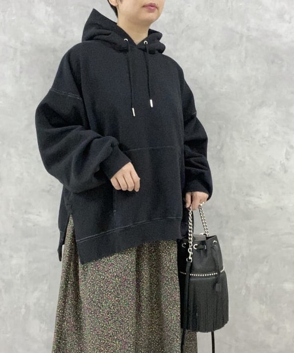 もり ともみさんの「BEAMS WOMEN｜」を使ったコーディネート