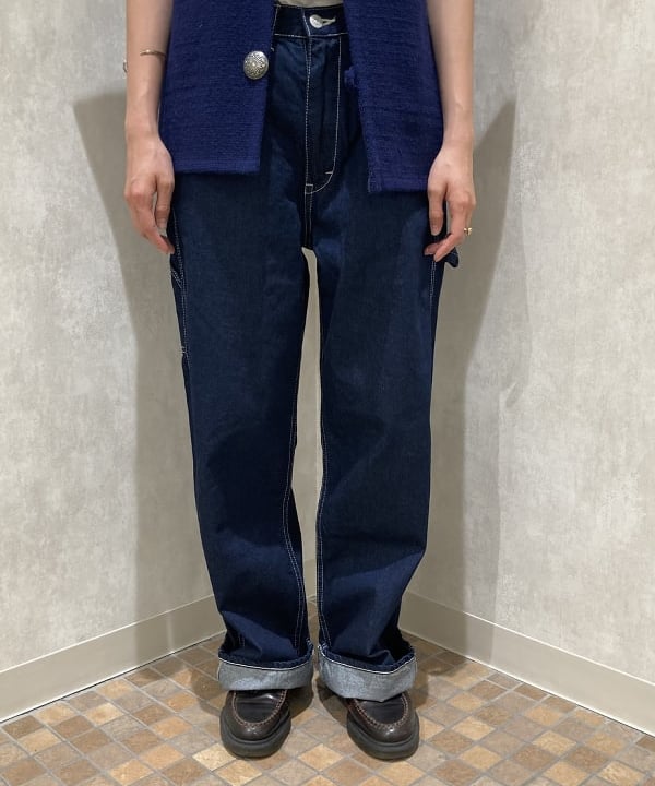 葵さんの「BEAMS WOMEN｜12オンス デニム ペインター パンツ」を使ったコーディネート