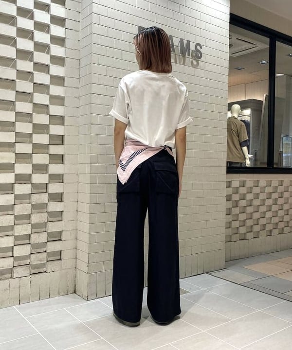 吉田 花さんの「BEAMS WOMEN｜XOLO JEWELRY/ Curve Link ブレスレット SILVER」を使ったコーディネート